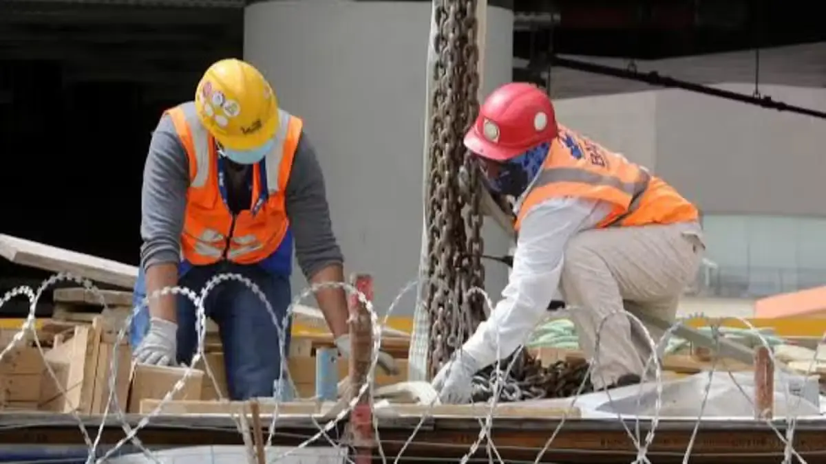 Saudi-arabia-workers.jpg